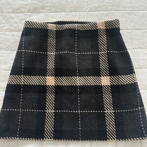 H&M Black and Tan Plaid Mini Skirt